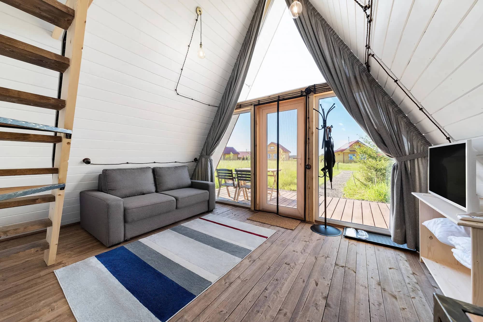 Шале a-frame в Усадьбе Четыре Сезона